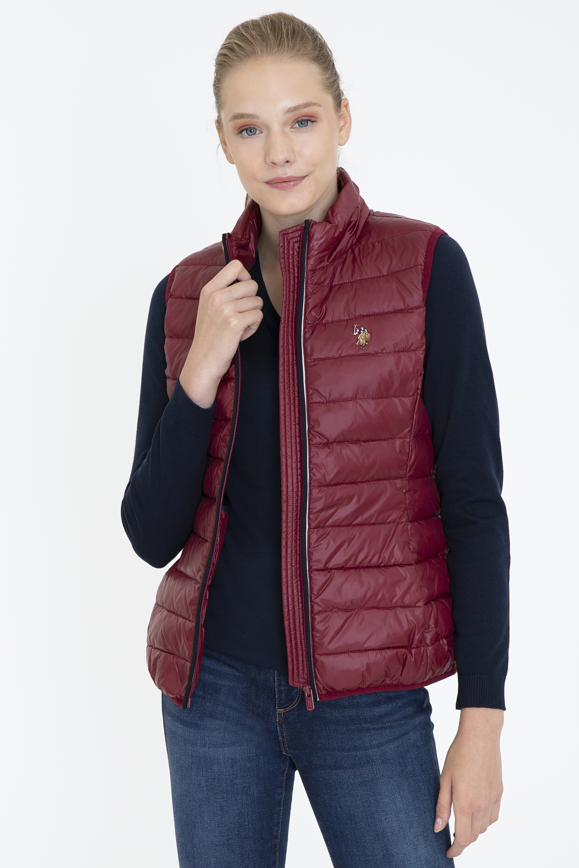 

Утепленный жилет женский U.S. POLO Assn. G082SZ0100MIA21K бордовый 34, G082SZ0100MIA21K