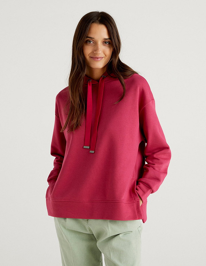 

Толстовка женская United Colors of Benetton 21A_3QMHE2283 фиолетовая XS, 21A_3QMHE2283
