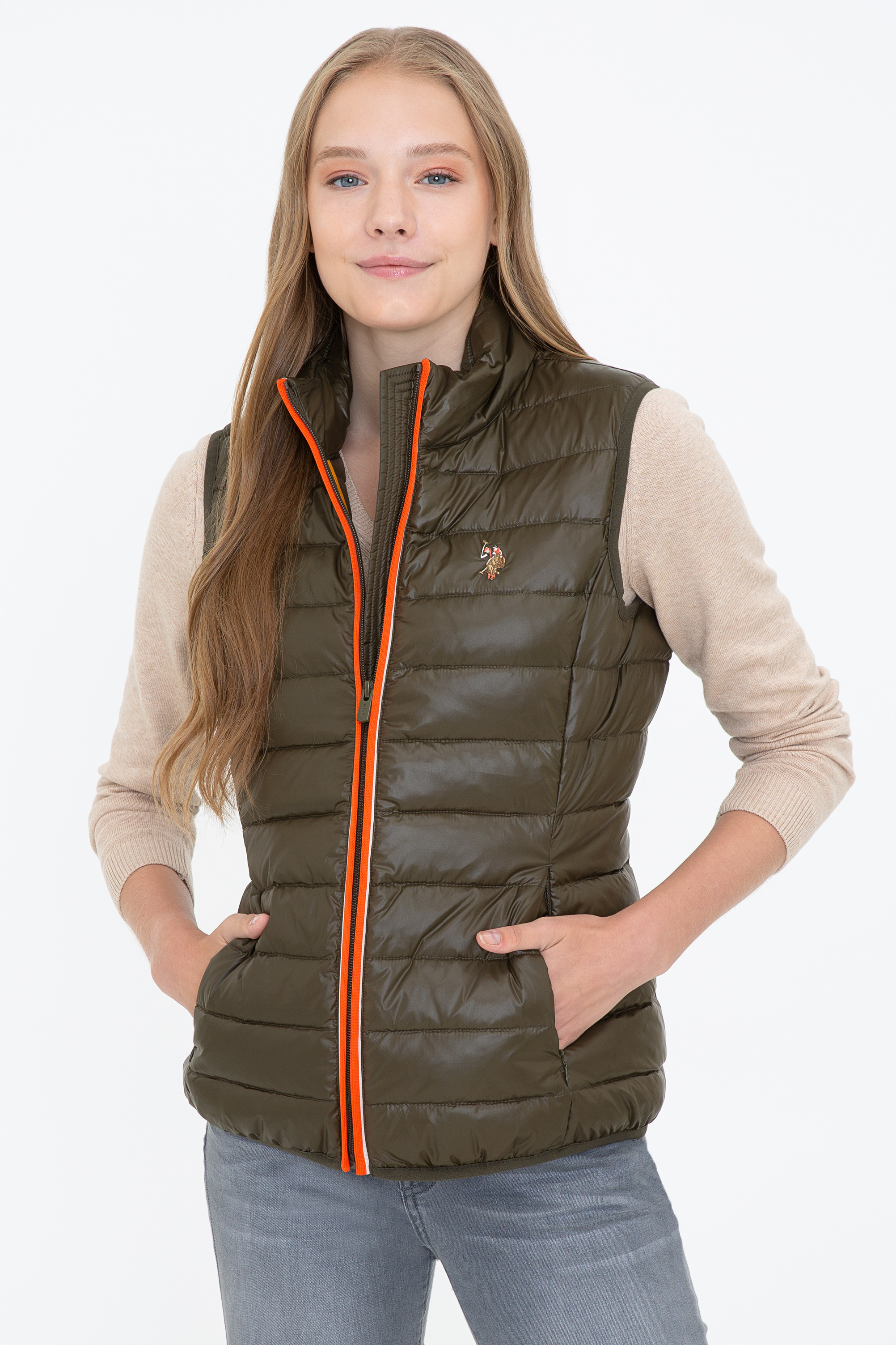 

Утепленный жилет женский U.S. POLO Assn. G082SZ0100MIA21K хаки 36, G082SZ0100MIA21K