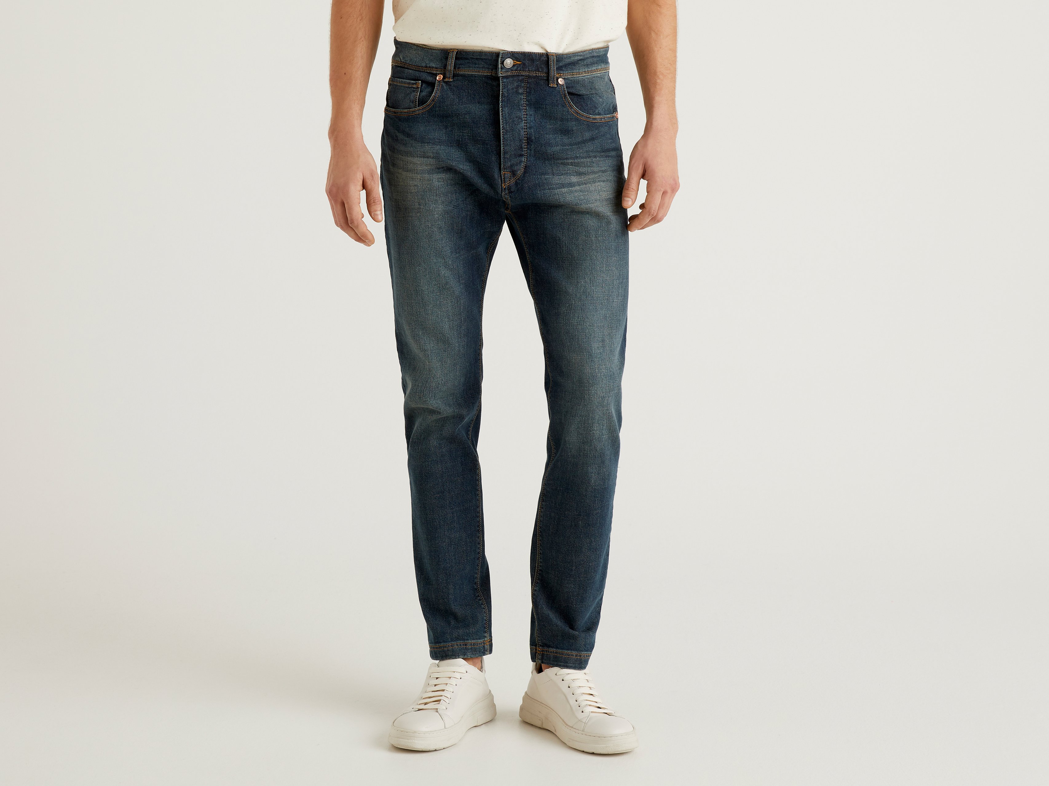 

Джинсы мужские United Colors of Benetton 21A_4GZ757B98 разноцветные 34, 21A_4GZ757B98