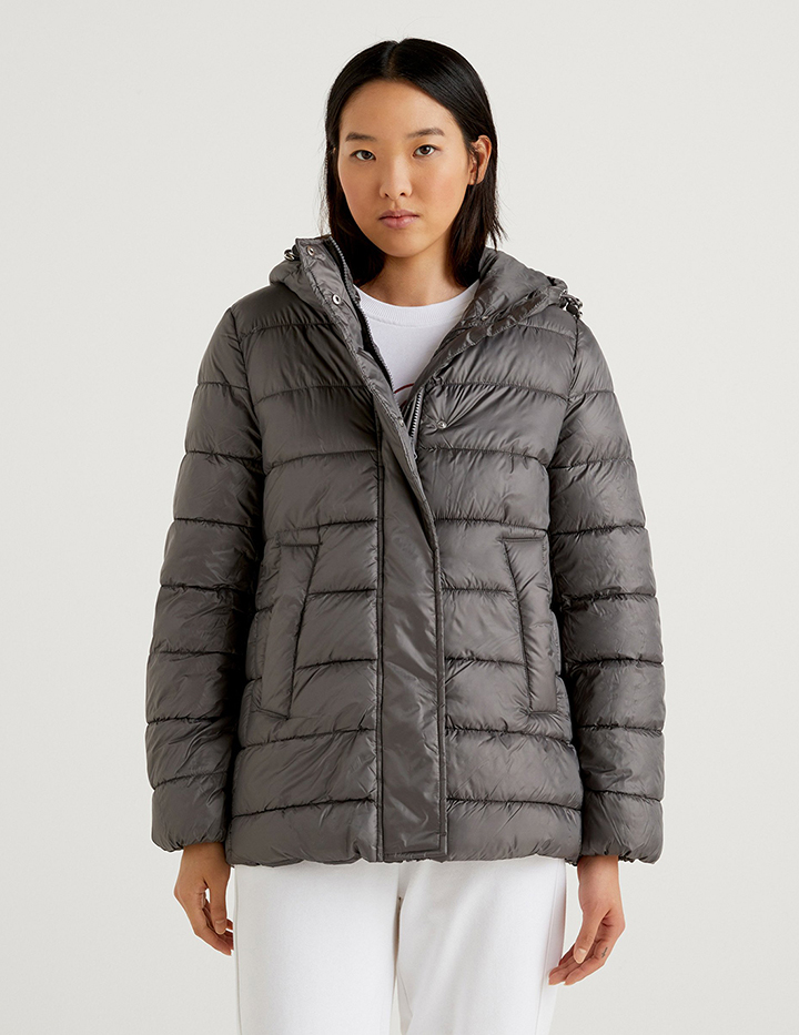 

Куртка женская United Colors of Benetton 21A_29EH536P4 серая 48 RU, 21A_29EH536P4