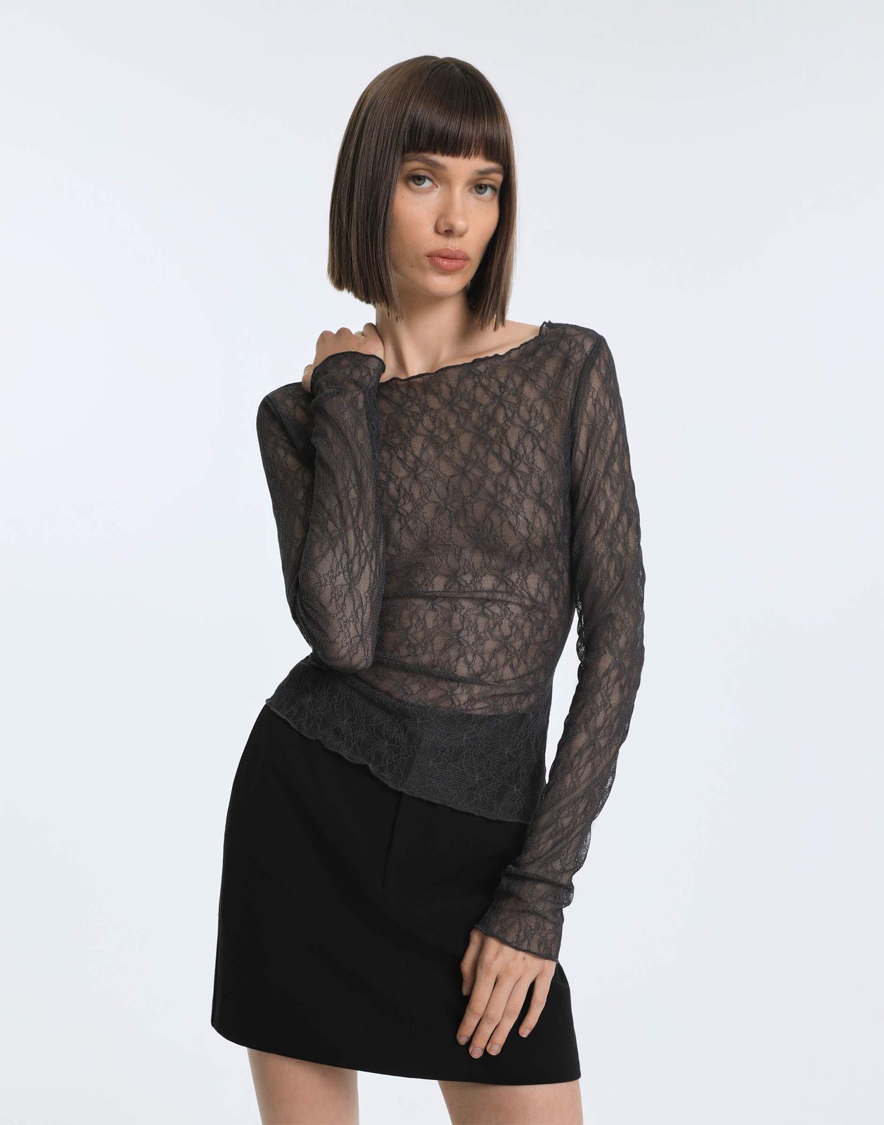 

Лонгслив женский Gloria Jeans GKT023849 темно-серый L/170, GKT023849