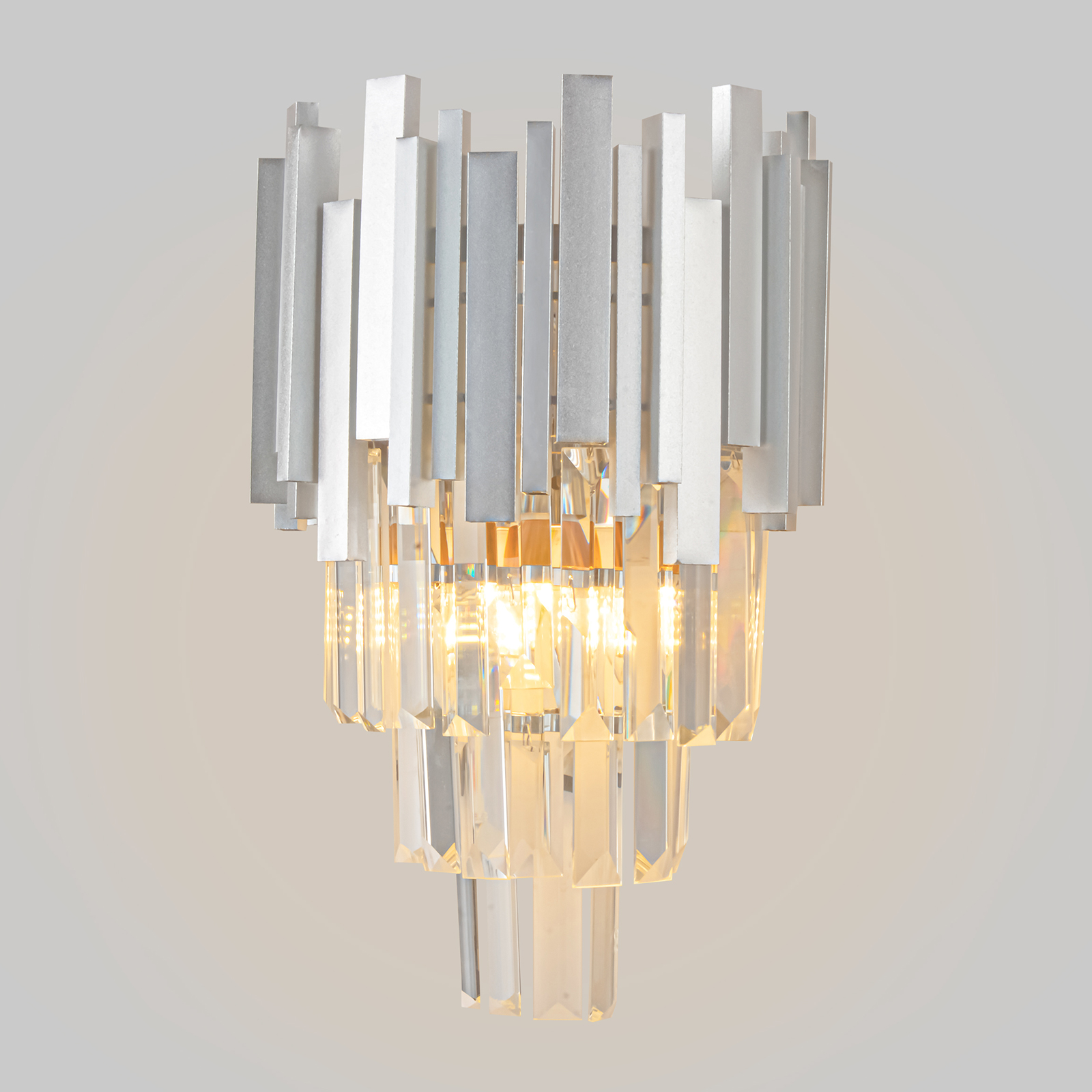 

Настенный светильник Natali Kovaltseva VERTIGO 81440/1W SILVER, VERTIGO 81440/1W SILVER