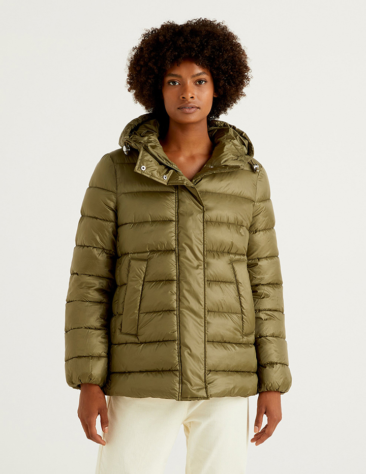 

Куртка женская United Colors of Benetton 21A_29EH536P4 зеленая 38 IT, 21A_29EH536P4