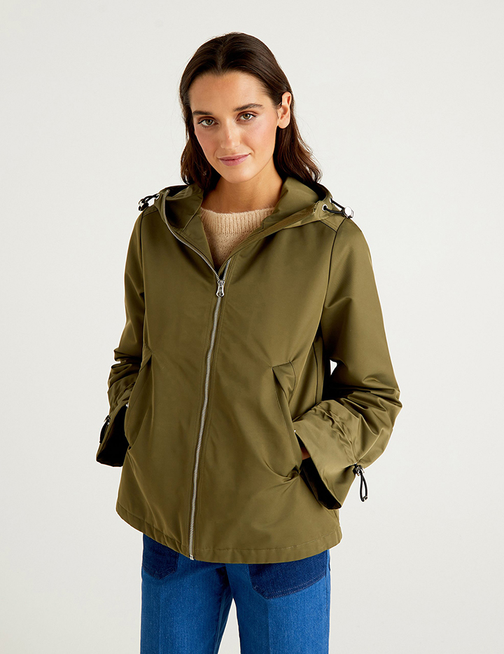 

Ветровка женская United Colors of Benetton 21A_28HH536P3 зеленая 44, 21A_28HH536P3