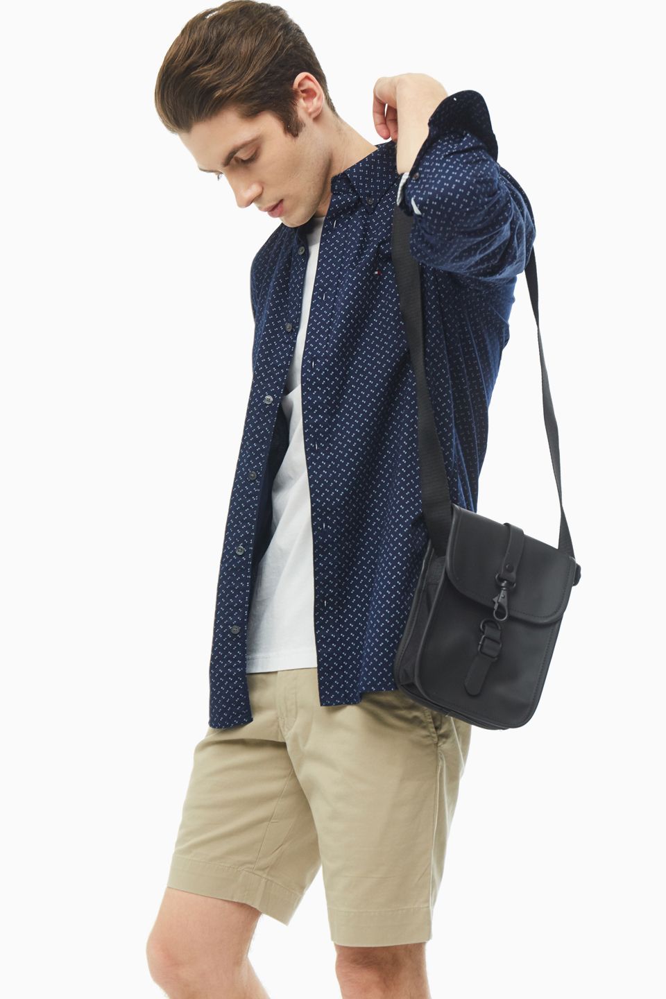 

Рубашка мужская Tommy Hilfiger MW0MW12173 0GZ carbon navy / snow white синяя S, Синий, MW0MW12173 0GZ carbon navy / snow white