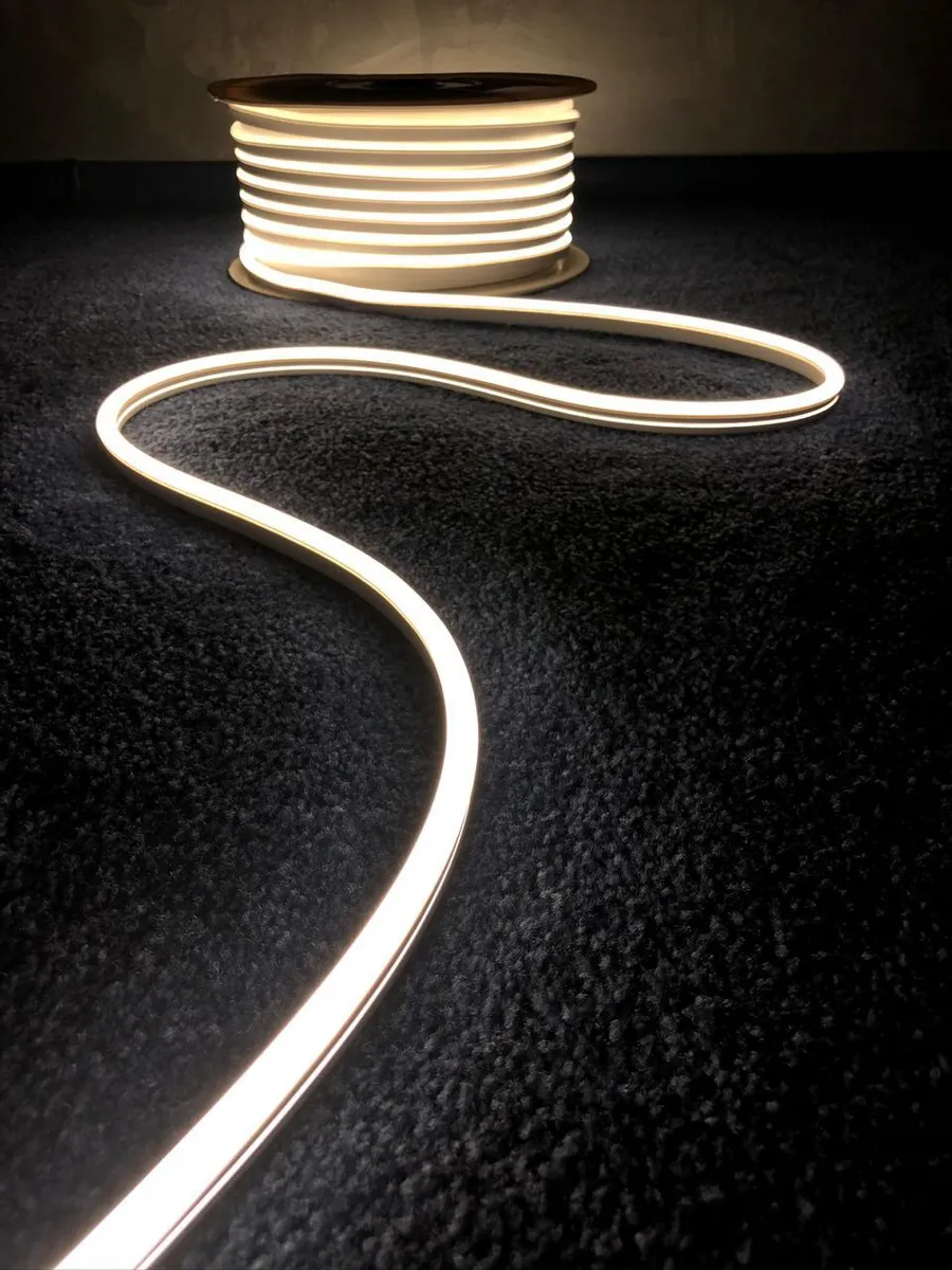 Гибкий неон PJ Neon 4 м, 8х16мм, 220В, 120 LED/m, IP 67, холодный белый