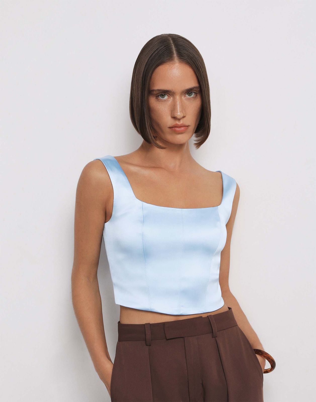 

Блузка женская Gloria Jeans GWT003499 голубой M/170, GWT003499