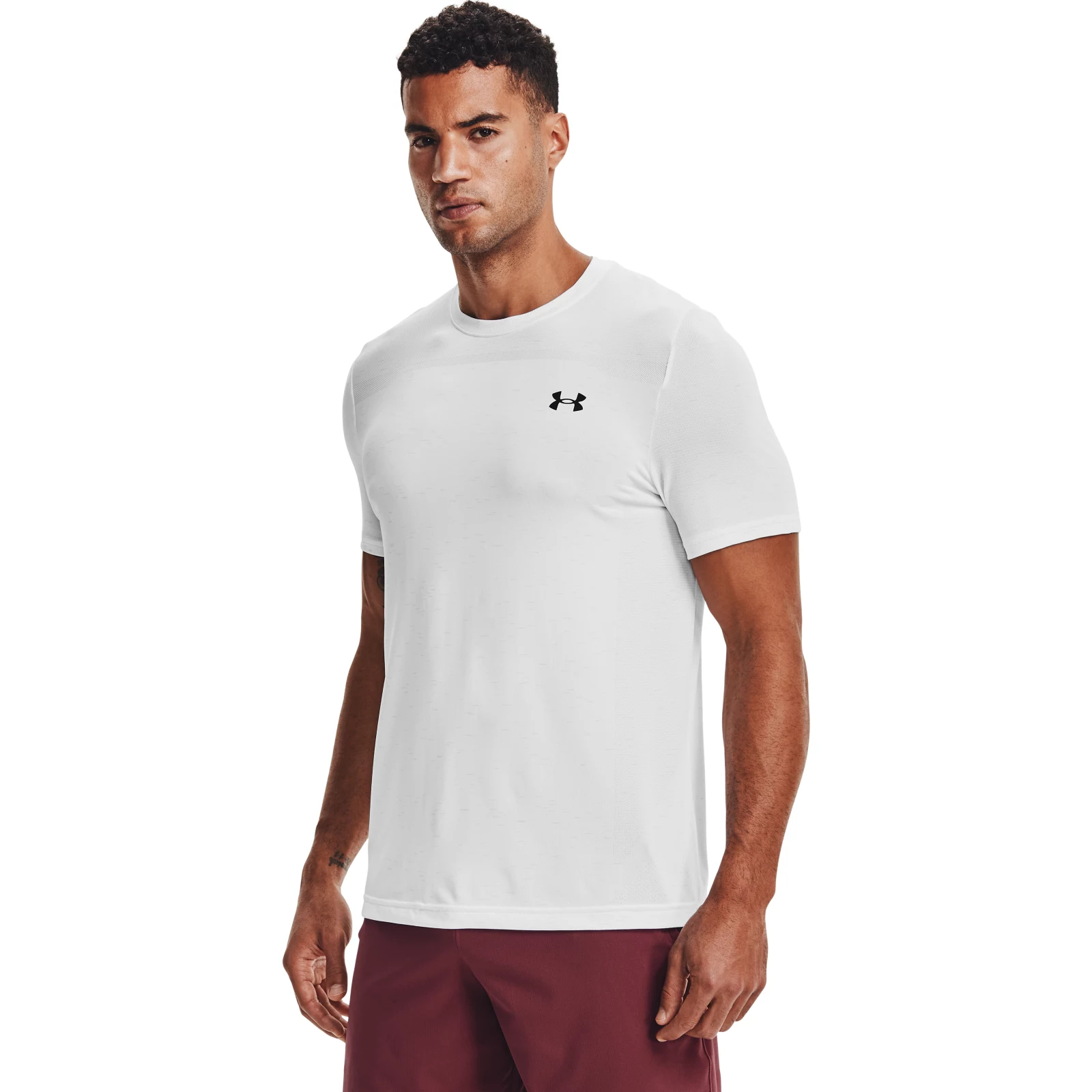 

Футболка мужская Under Armour 1361131 белая M, 1361131