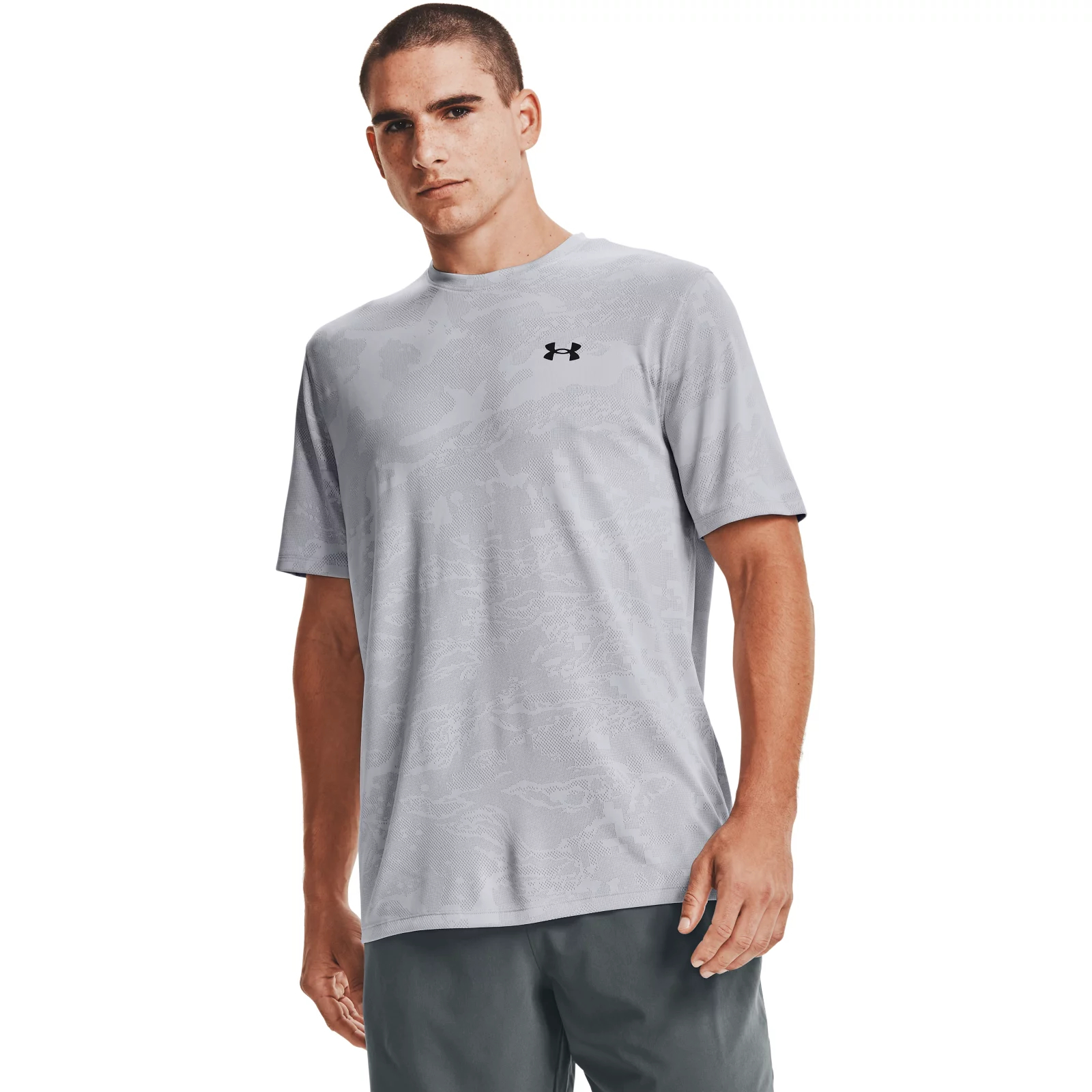 

Футболка мужская 1361503 Under Armour серая L, 1361503