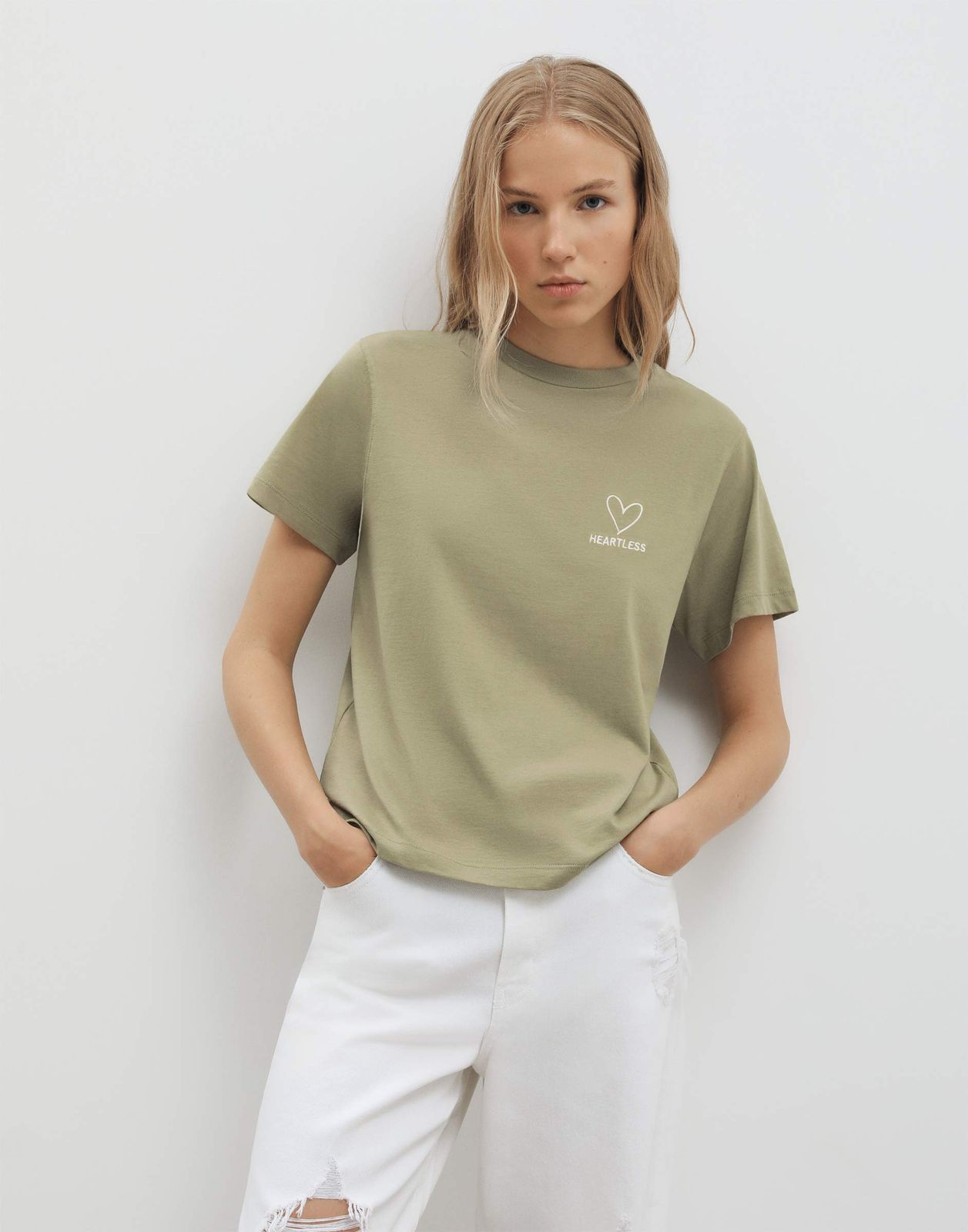 

Футболка женская Gloria Jeans GKT025852 хаки M/164, Зеленый, GKT025852