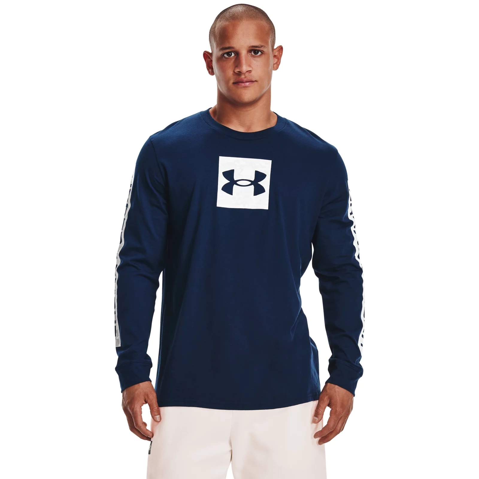 фото Лонгслив мужской under armour 1366464 синий 48-50 ru