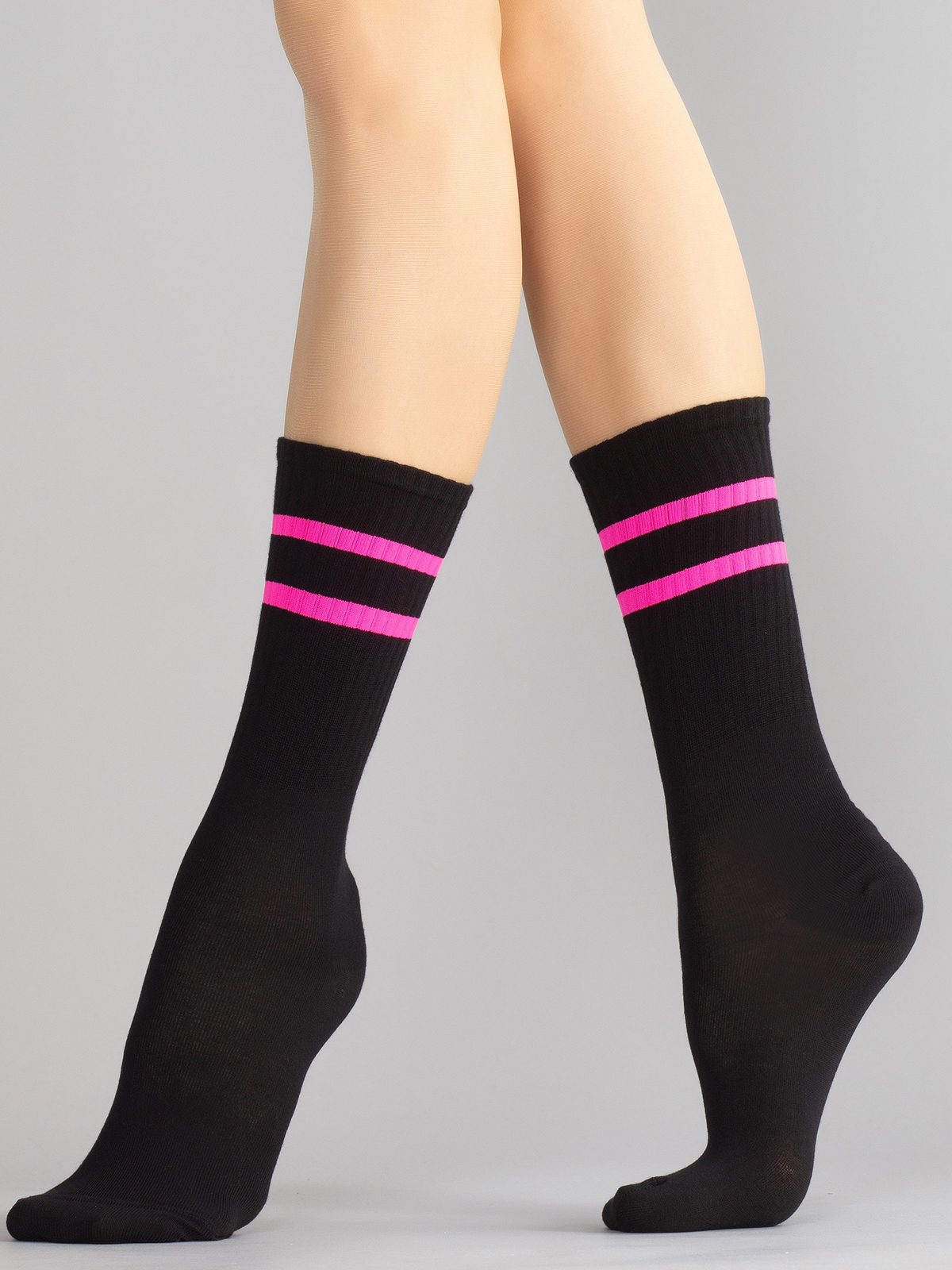 

Носки женские Giulia WS4 SOFT NEON 002 черные 39-40 RU, WS4 SOFT NEON 002