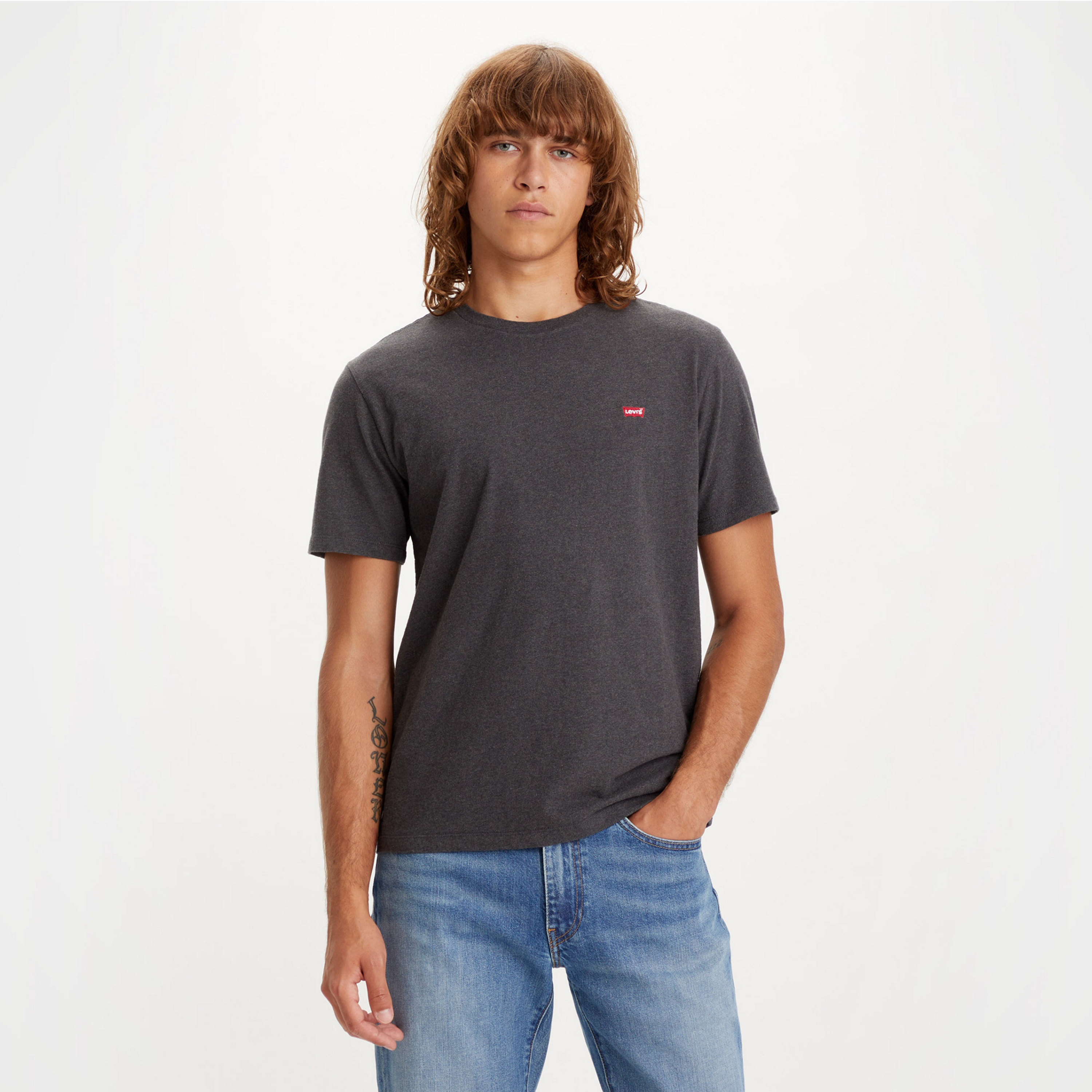 

Футболка мужская Levi's 56605-0149 серая M, Серый, 56605-0149