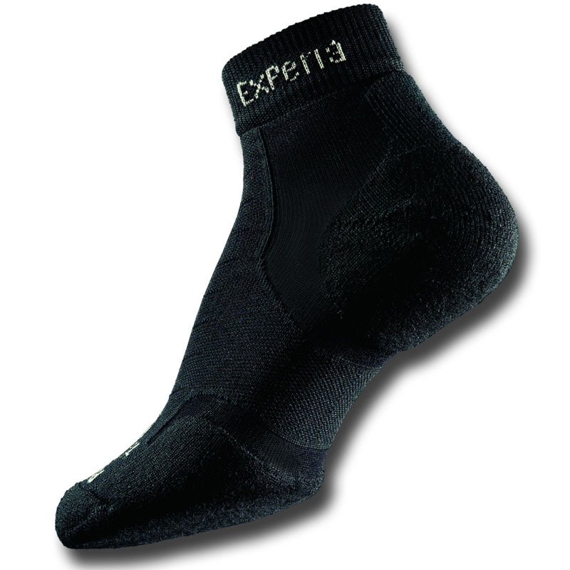 Носки унисекс Thorlo's Experia Techfit Light Cushion Ankle 2022 черные 39-41 1 пара