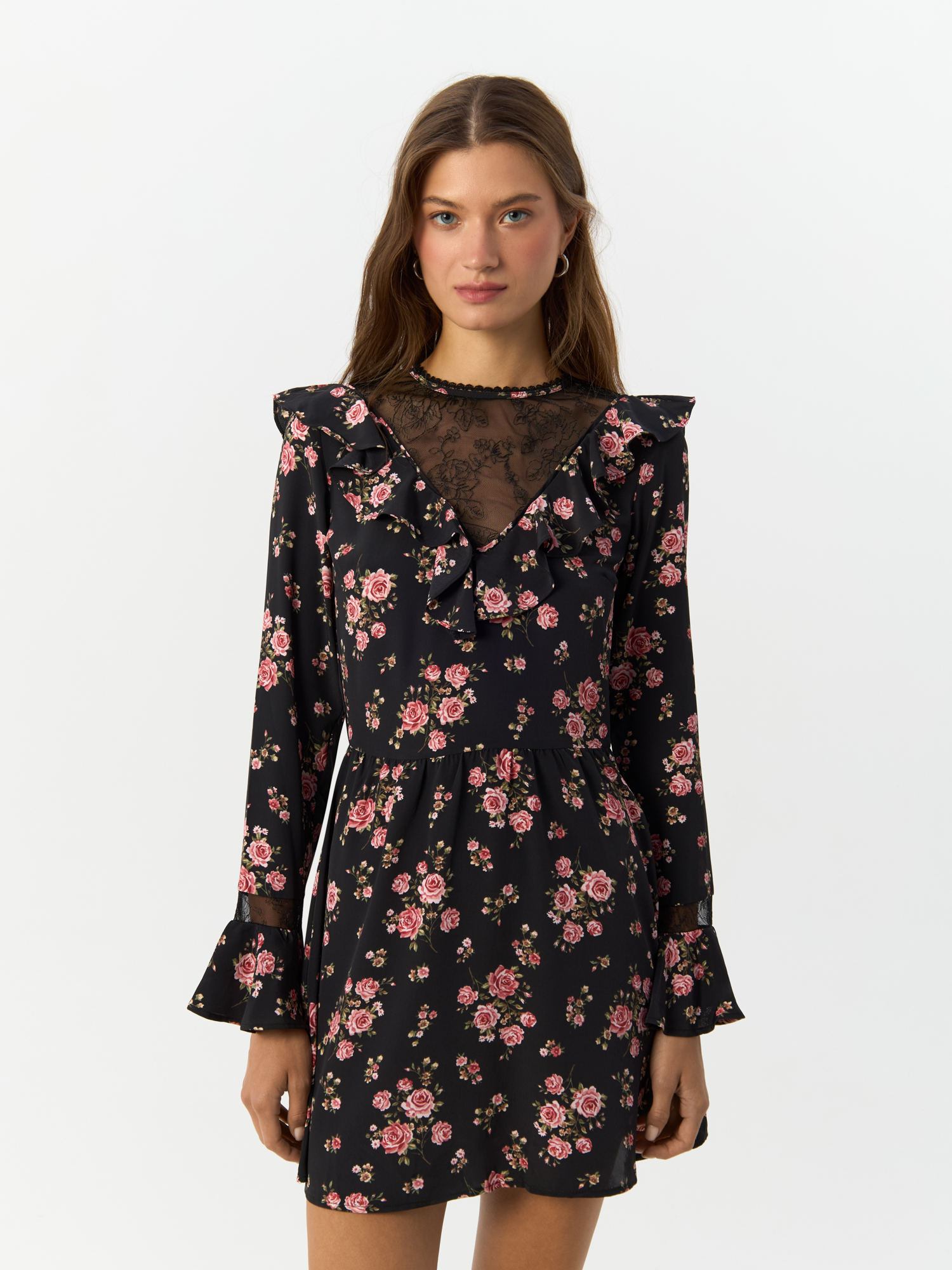 

Платье женское H&M 903922001 черное 38 EU, Черный, 903922