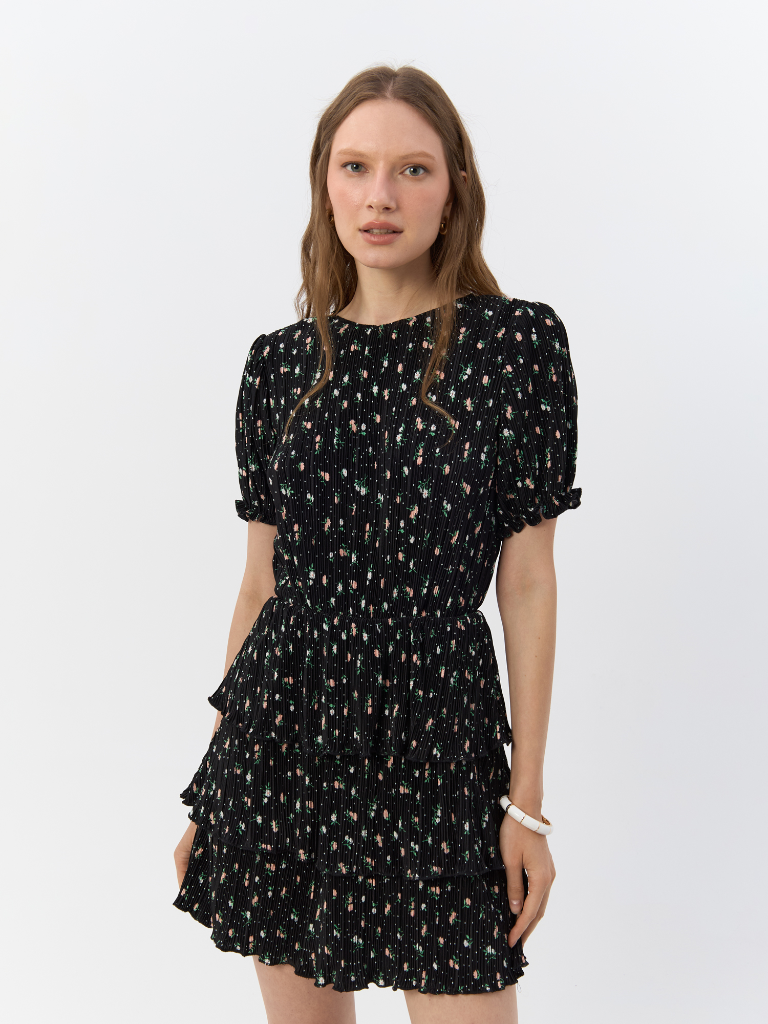 

Платье женское H&M 942668 черное 34 EU, Черный, 942668