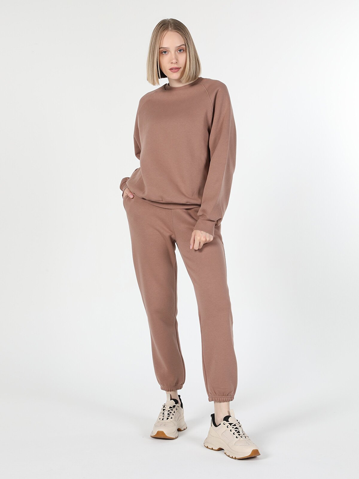 

Спортивные брюки женские Colins CL1060308_Q1.V1 бежевые XS, CL1060308_Q1.V1