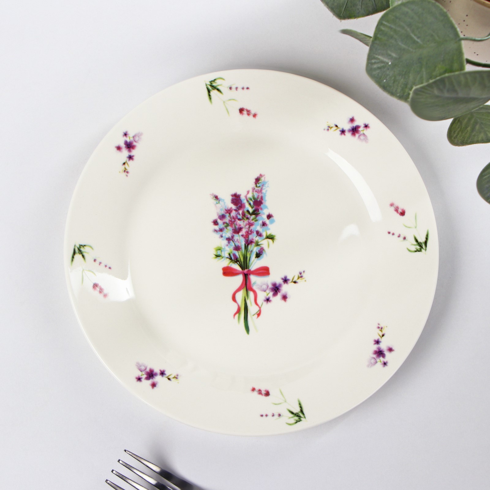 

Тарелка десертная Доляна Лаванда фарфоровая d=20,3 см белый, Лаванда