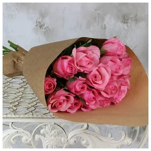 Букет живых цветов из 15 розовых роз 40см, Букет Маркет,15 роз 40 см,R0017