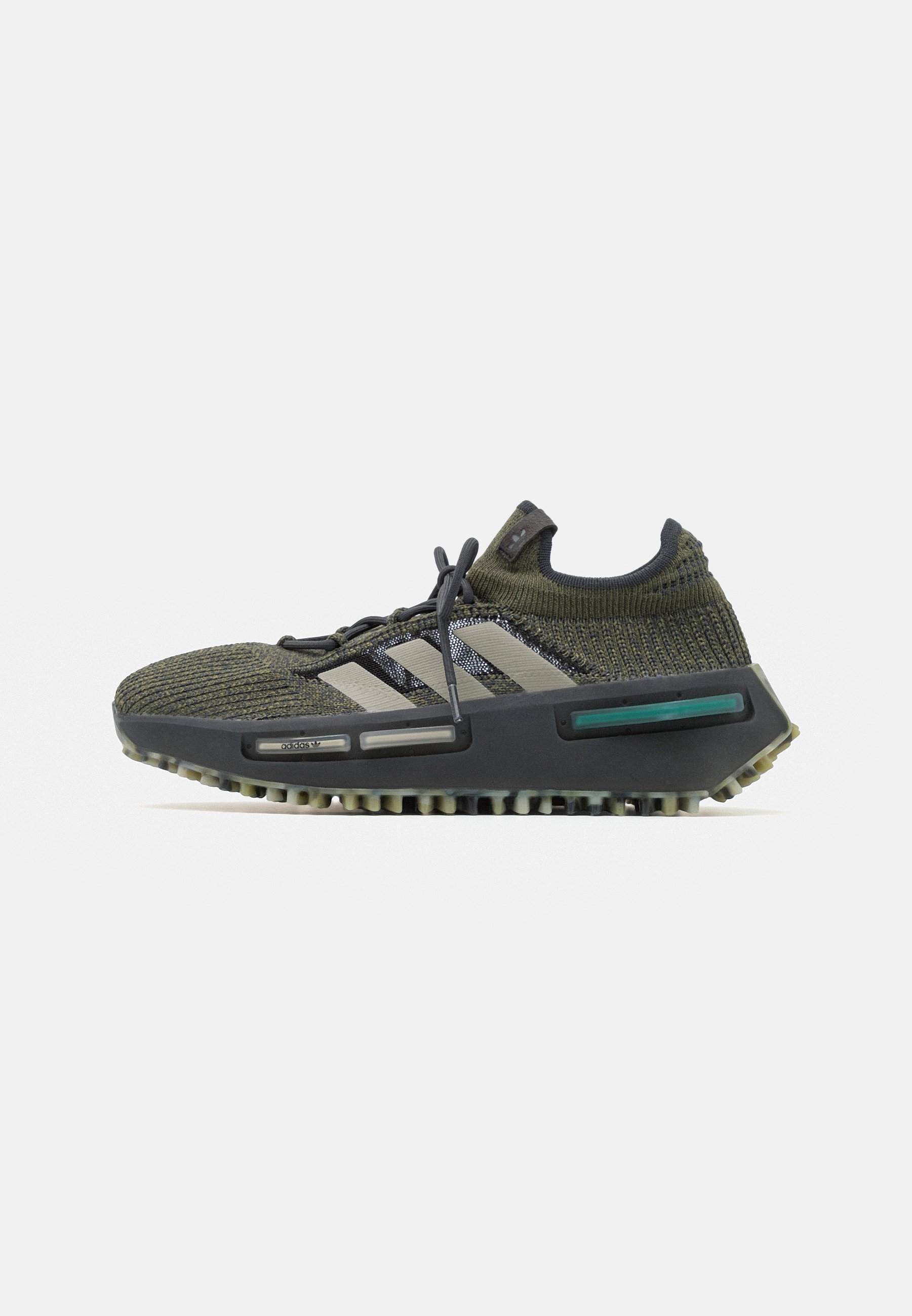 

Кроссовки мужские Adidas Originals Trainers хаки 47 1/3 EU, Trainers