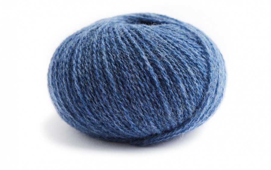 

Пряжа длявязания Lamana Shetland 41, jeansblau 100% шерсть, Синий, Shetland