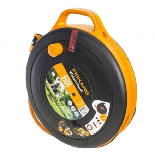 Шланг для полива Fiskars 1020436 3/8 15 м