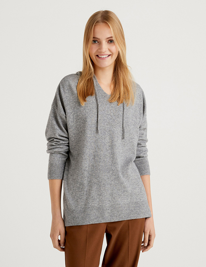 

Толстовка женская United Colors of Benetton 21A_1035D2546 серая XS, 21A_1035D2546