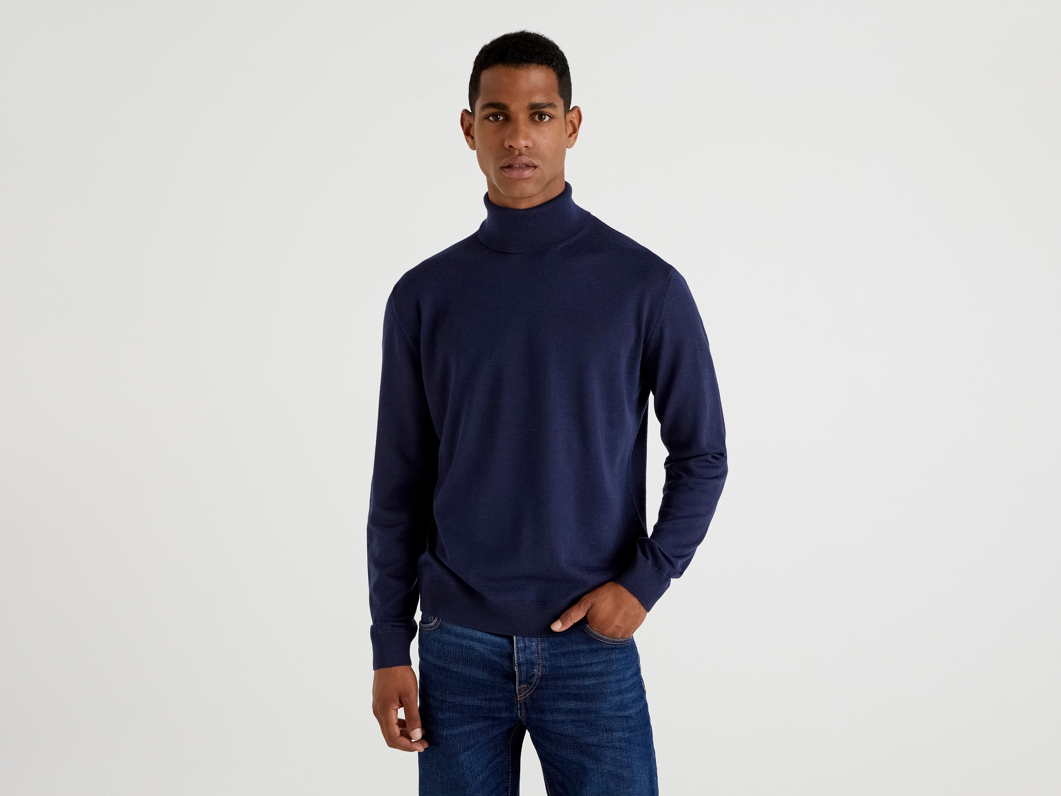 

Водолазка мужская United Colors of Benetton 21A_1071U2128 синяя XL, 21A_1071U2128
