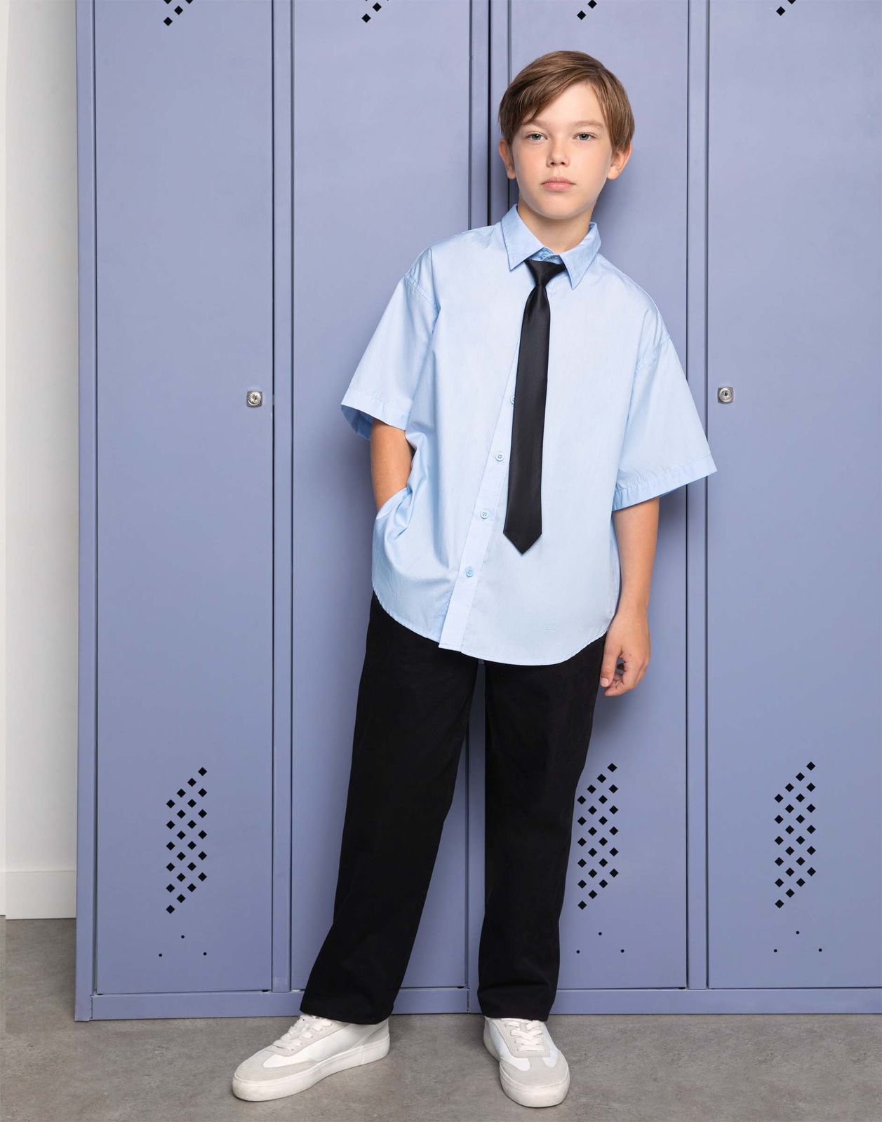 

Брюки для мальчика Gloria Jeans BSU000380 черный 12-13л/158, BSU000380