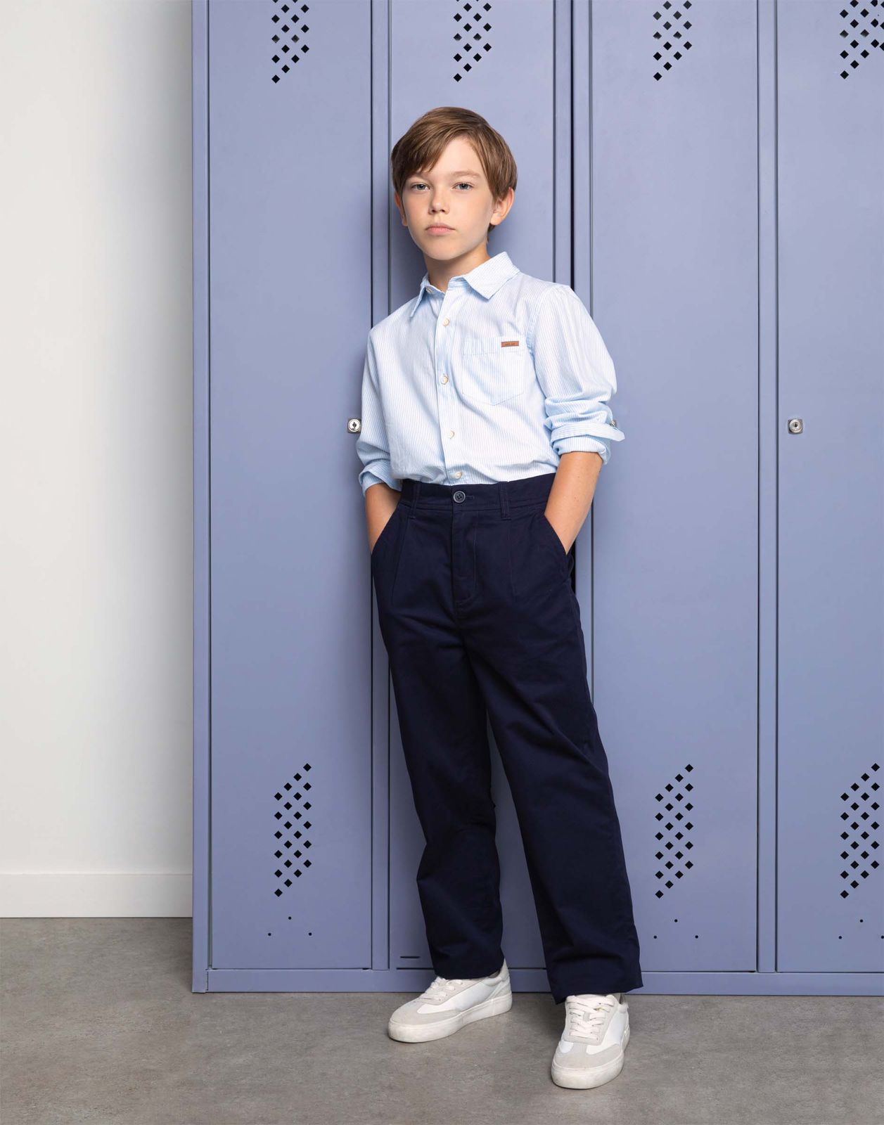 

Брюки детские Gloria Jeans BSU000380, темно-синий 176, BSU000380