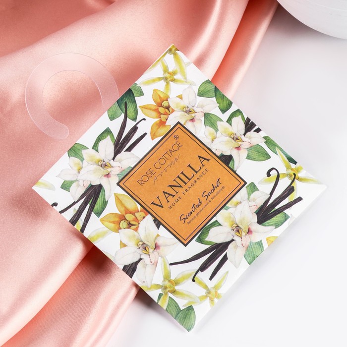 

Саше ароматическое на подвесе "ROSE COTTAGE AROMA", 11х11 см, 17 г, ваниль (3 шт)