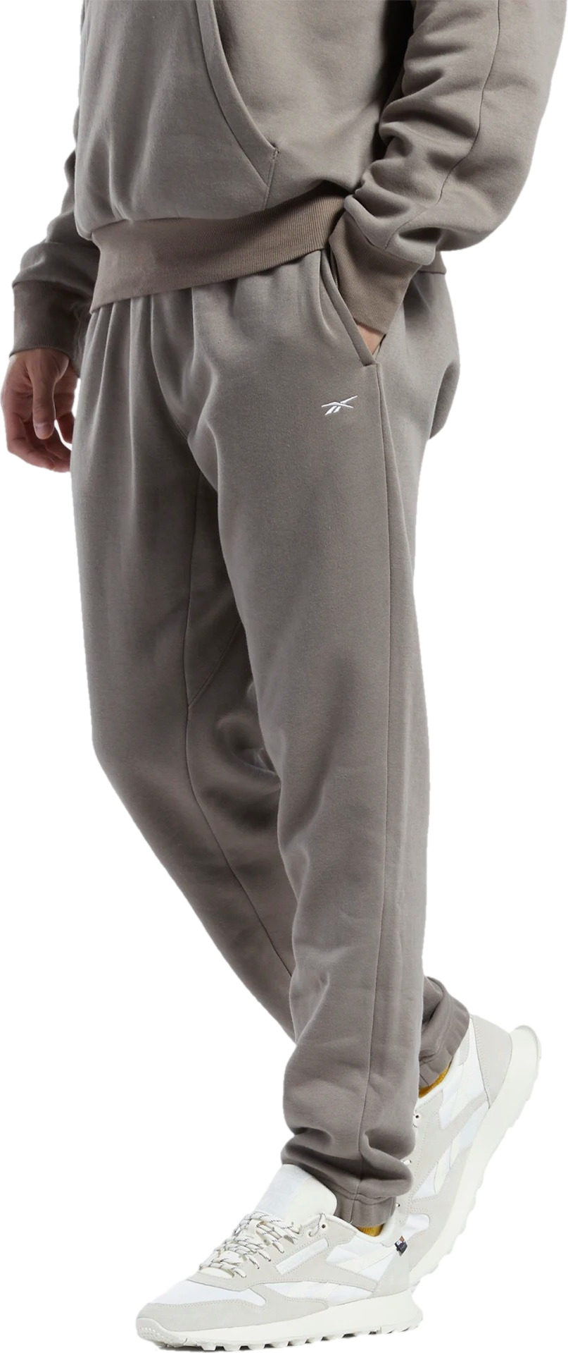 

Спортивные брюки мужские Reebok HM3119 серые M, HM3119