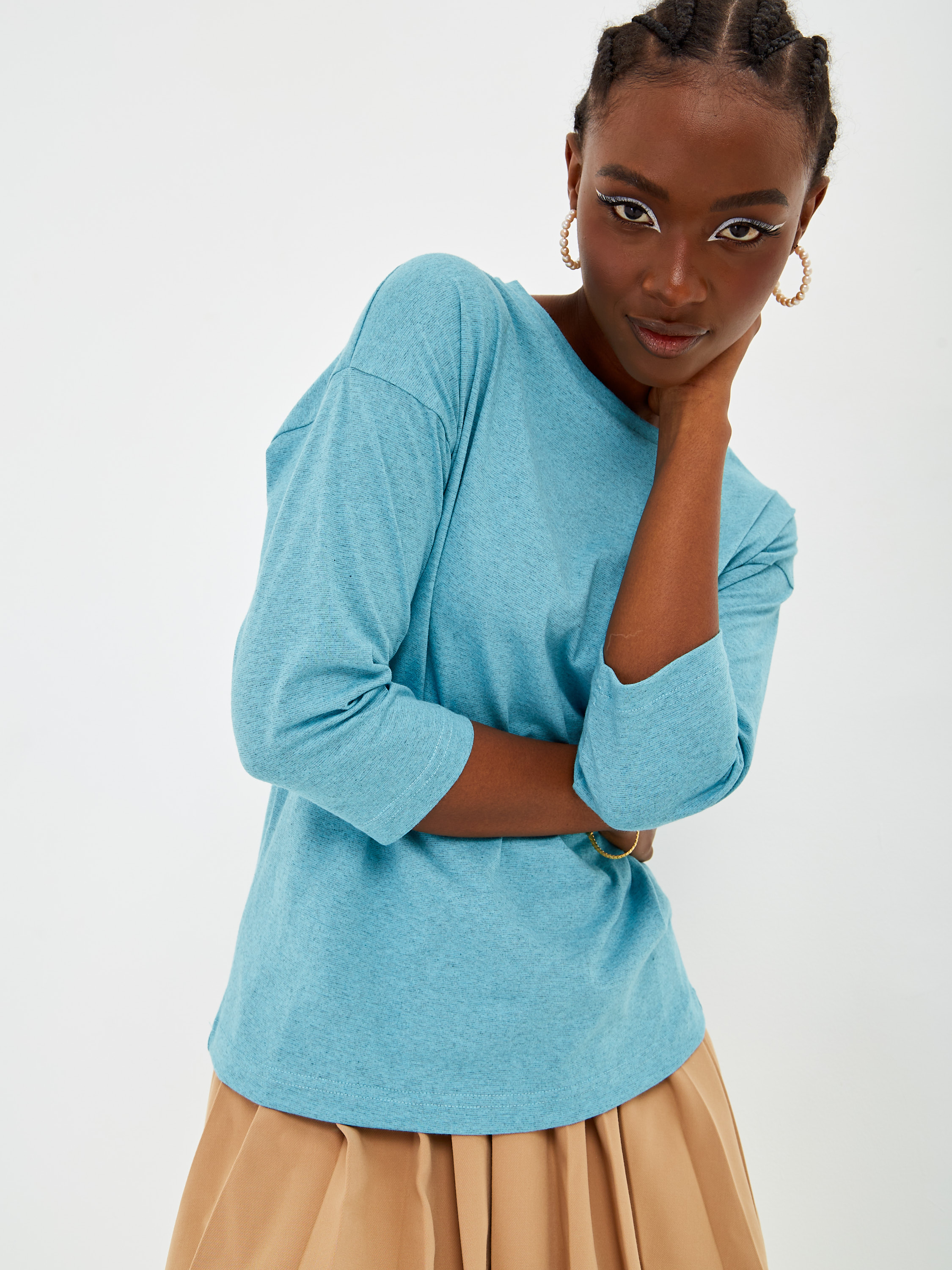 

Лонгслив женский Nataly Shumakova 805010 бирюзовый 46 RU, 805010