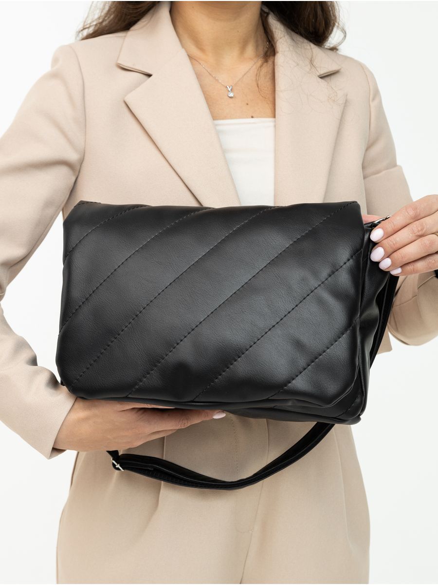 Сумка кросс-боди женская Milada 105656 черная 1450₽