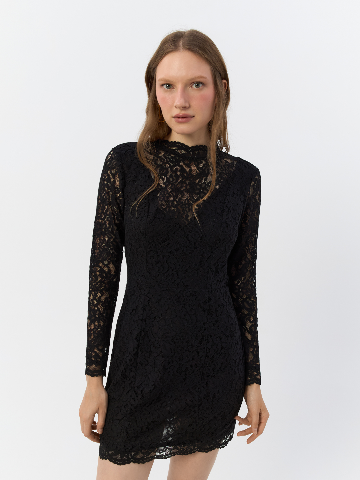 

Платье женское H&M 916418001 черное 38 EU, Черный, 916418