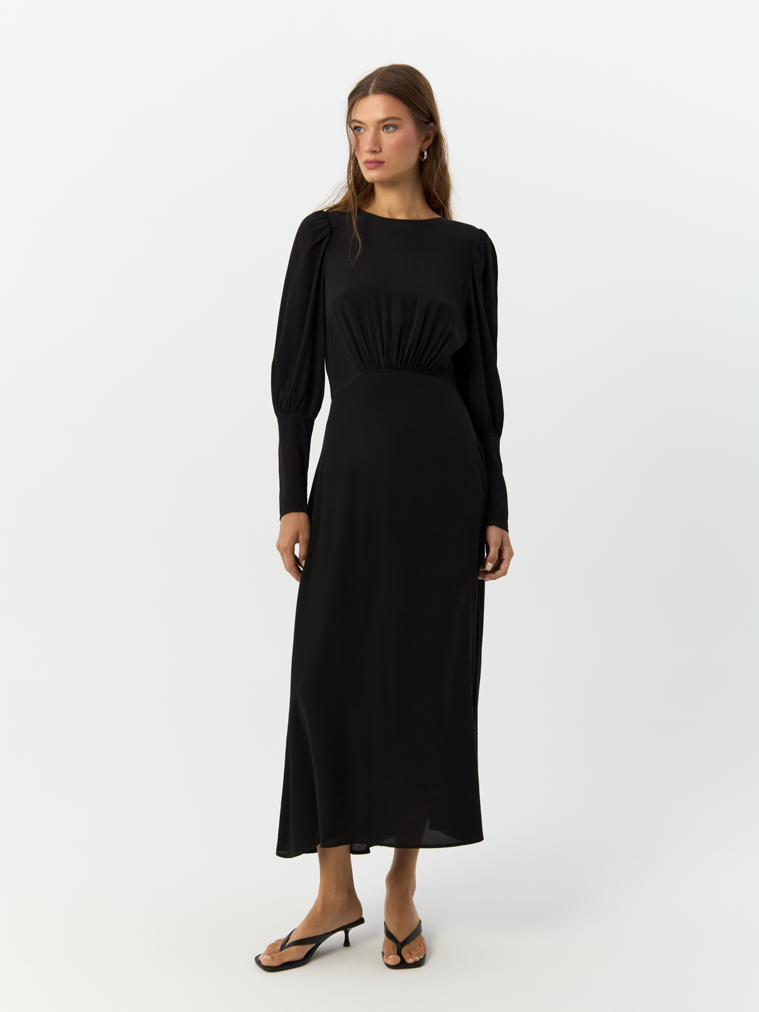 

Платье женское H&M 898315002 черное 38 EU, Черный, 898315