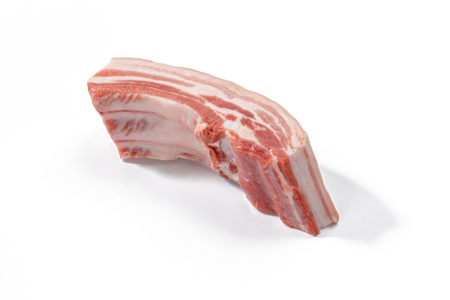 Грудинка свиная на кости Selgros охлажденная на подложке +-1 кг