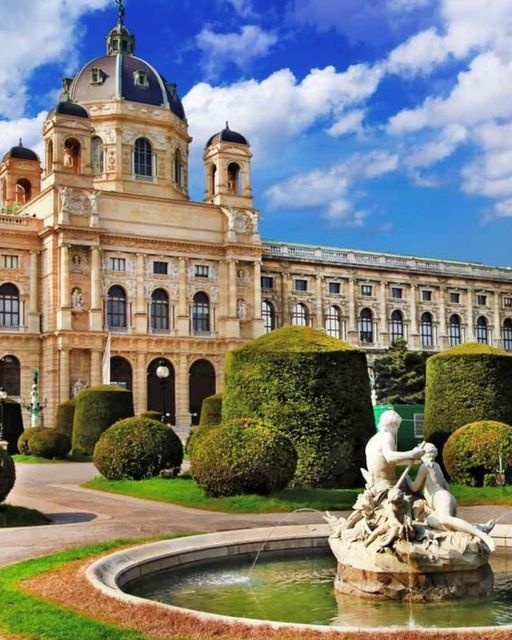 

Алмазная мозаика DVEKARTINKI Художественный музей в Вене 40х50 на подрамнике, Художественный музей в Вене