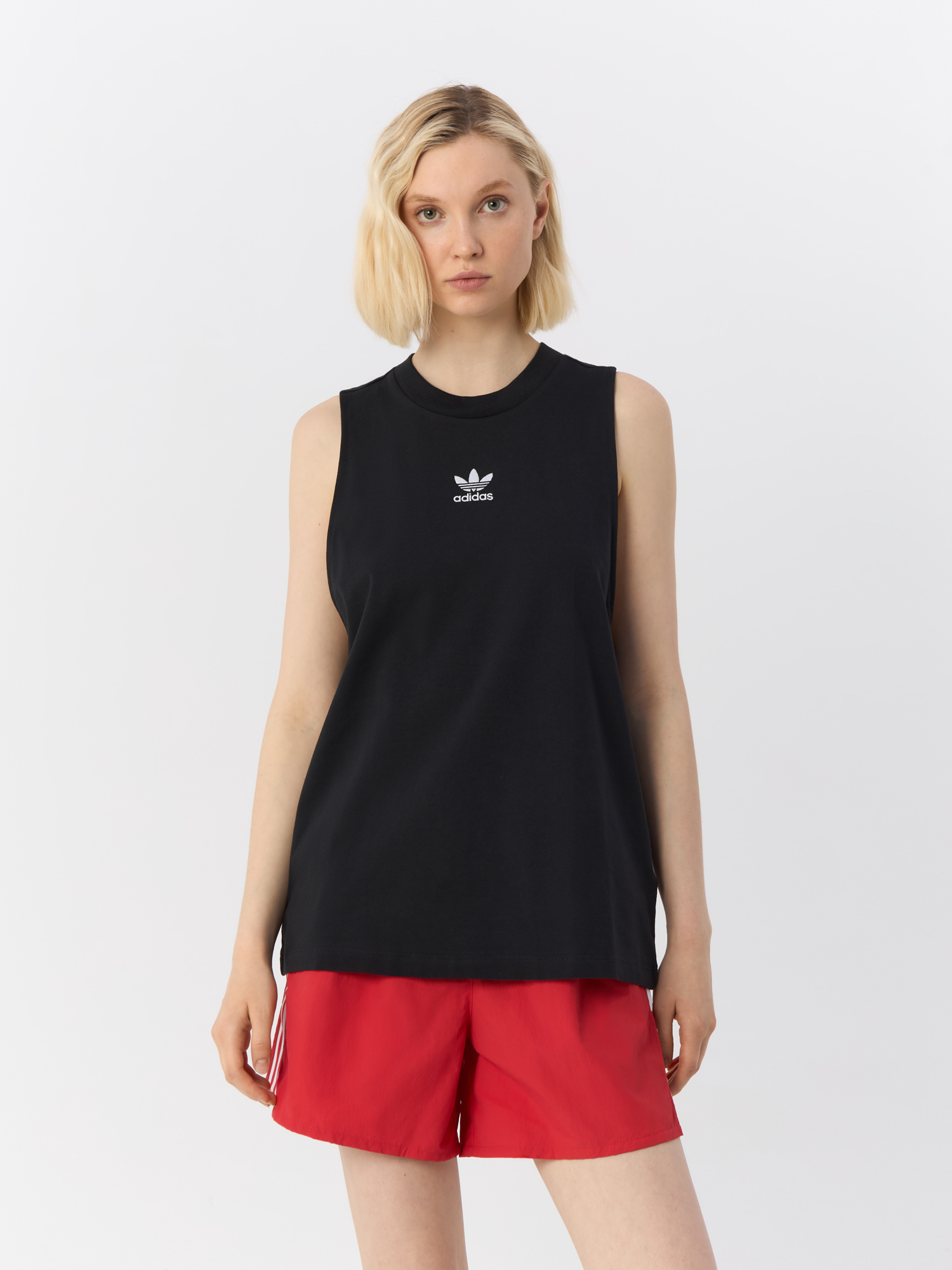 Майка женская Adidas Adicolor Classics Loose Tank Top GN2884 черная 40 DE