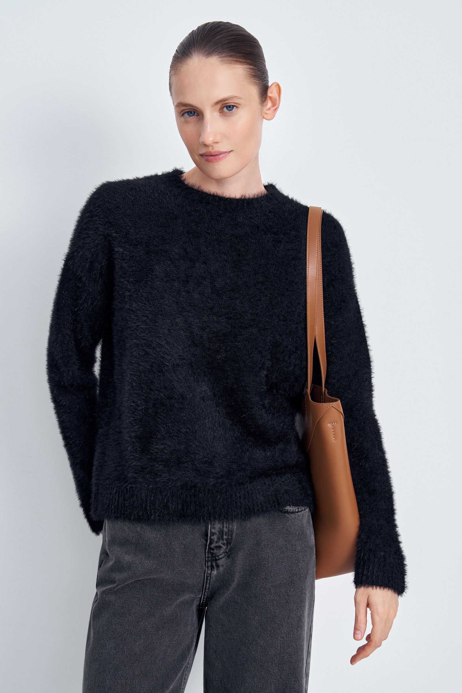 

Джемпер женский Finn Flare FAE11157 черный S, FAE11157