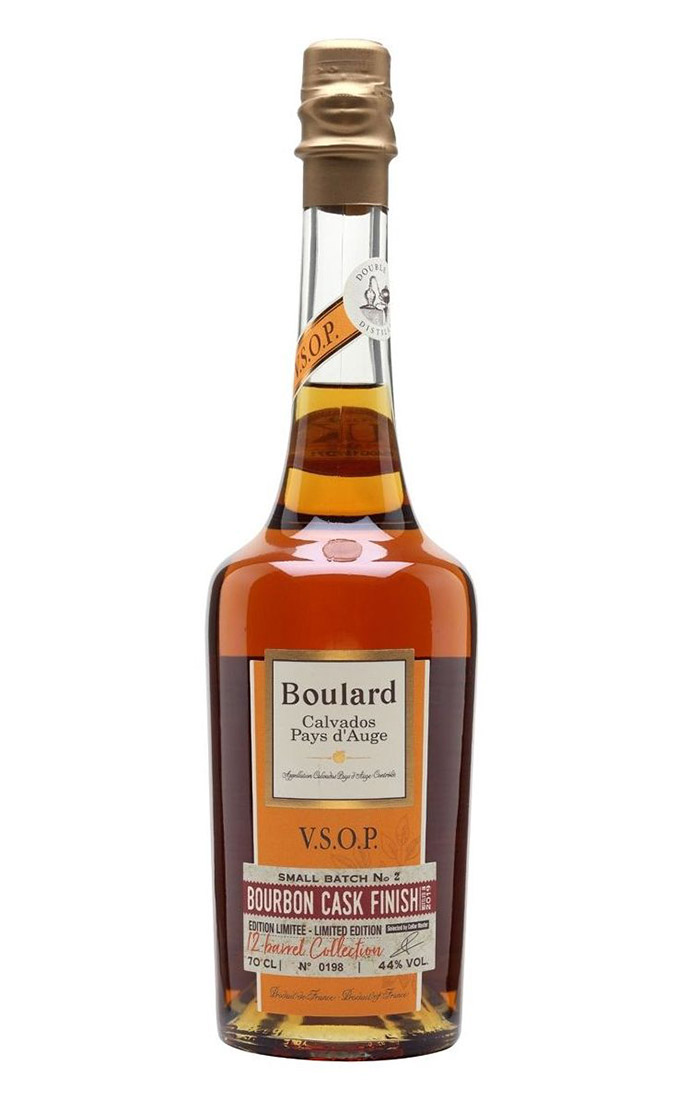 Что такое кальвадос. Кальвадос Boulard VSOP, 0.7 Л. Calvados кальвадос Boulard VSOP. Кальвадос Boulard pays d'Auge. Calvados pays d`Auge Boulard VSOP.