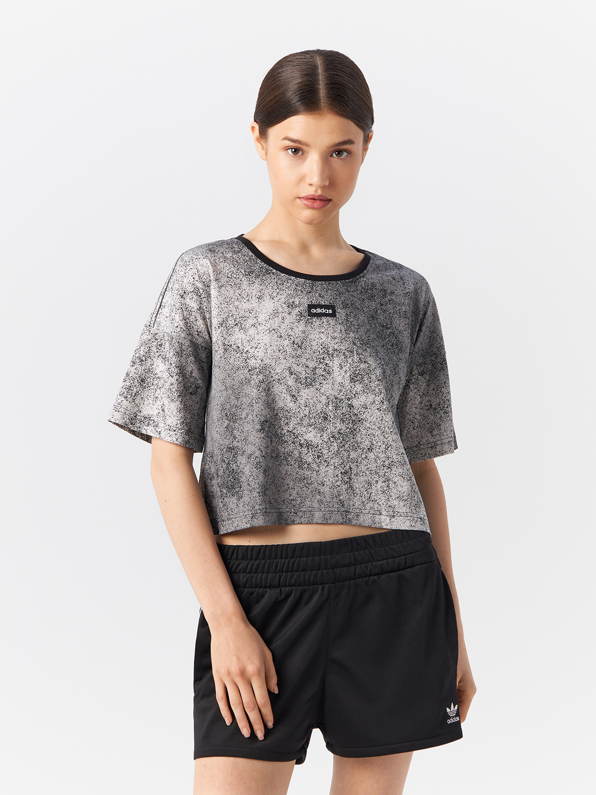 

Футболка женская Adidas Crop Top Kadn T-Shirt FM6121 серая XS, Серый, Crop Top Kadn T-Shirt