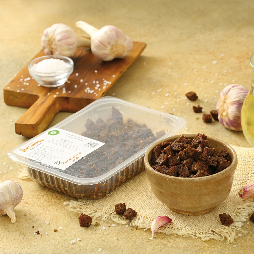 Сухарики МясновЪ ПЕКАРНЯ бородинские с чесноком и солью 150 г