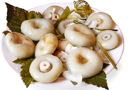 

Грибы Грузди маринованные