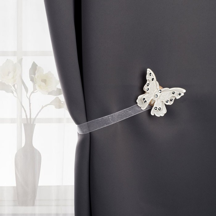 фото Подхват для штор «бабочка красавица», 5 × 5 см, цвет белый арт узор