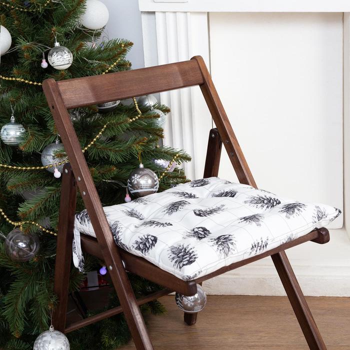 Сидушка для стула Этель Merry Christmas размером 42х42 см, изготовлена из 100% хлопка, саржа, плотностью 190 г/м².