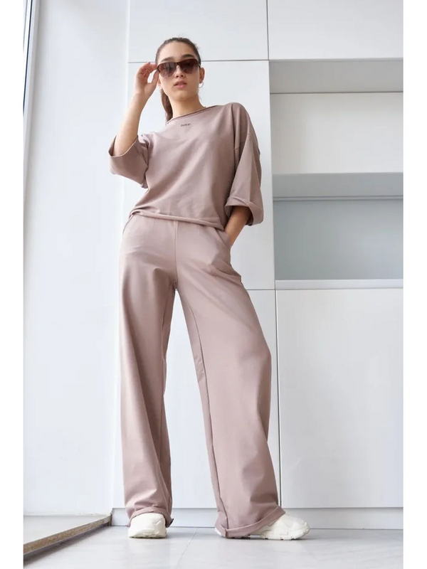 

Костюм женский Betop 1134К бежевый L, 1134К