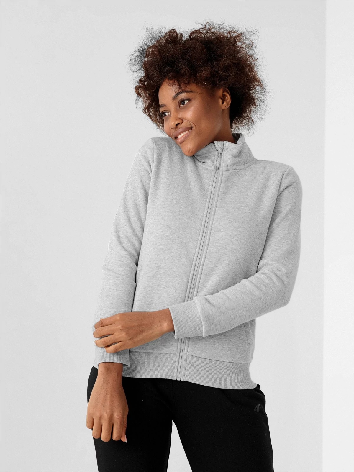 

Толстовка женская 4F NOSH4-BLD351 серая M, NOSH4-BLD351