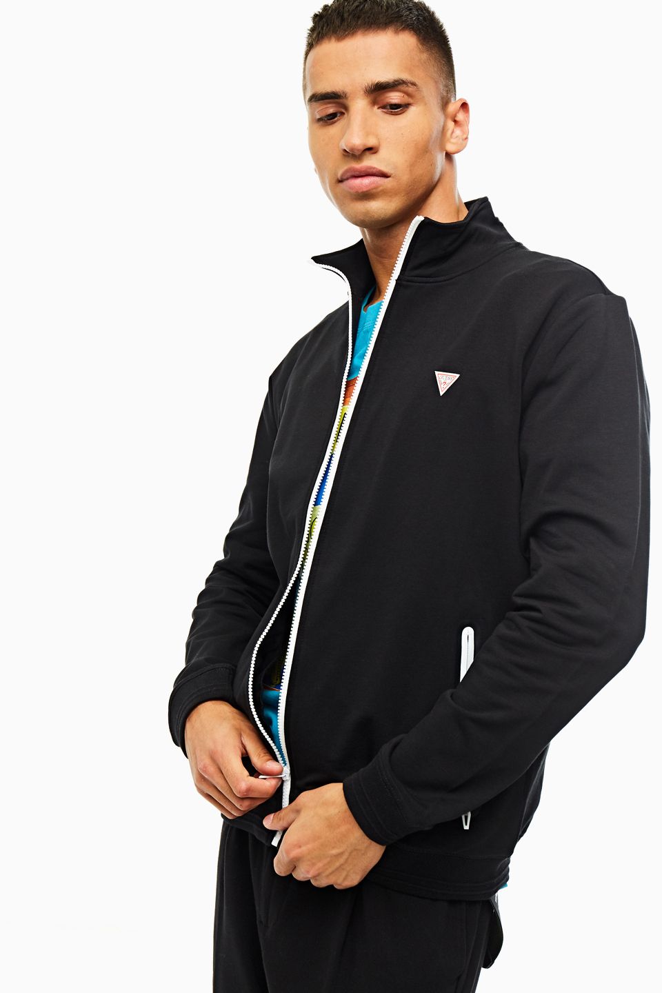

Толстовка мужская Guess M0YQ80-K7ON0 черная S, Черный, M0YQ80-K7ON0